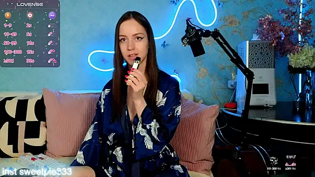 Snapshot of Anal_Girl_ chatting on 01-06-25, 06:52 Anal Girl online show from 01-06-25, 06:52