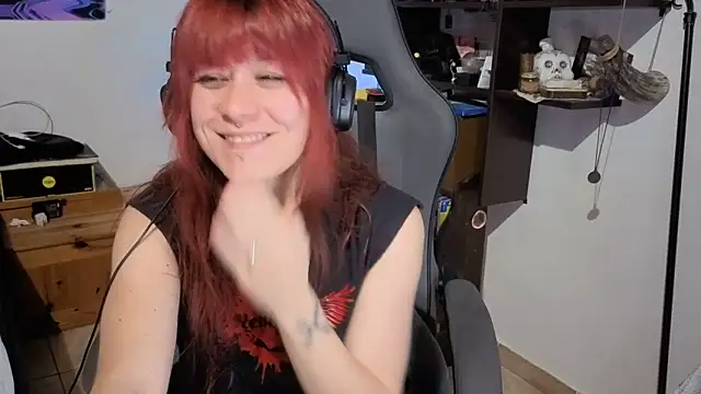 complicata mente online show from 11-03-25, 04:30