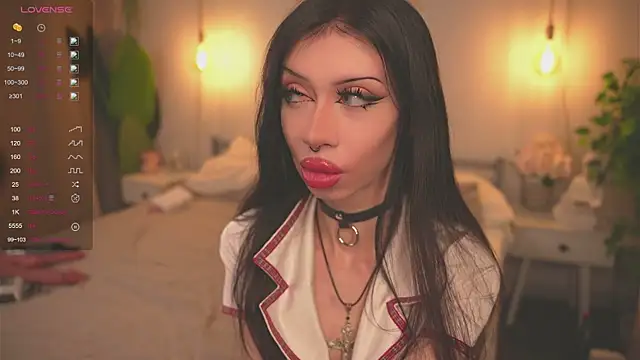 Devilsss toy online show from 10-18-25, 04:08