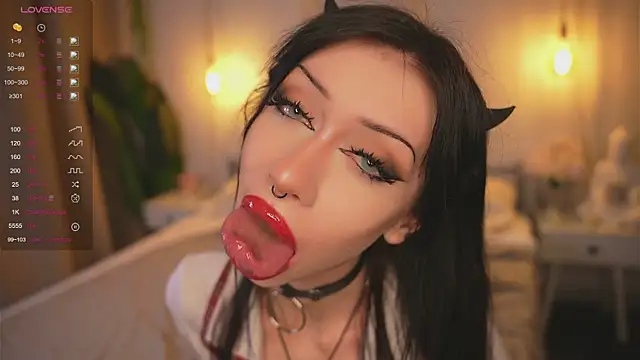 Devilsss toy online show from 11-03-25, 04:19