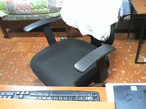 Roberto3102 online show from 12-20-25, 01:51