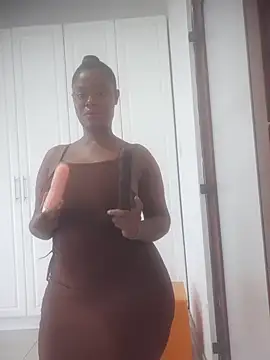 Luciouslips00 online show from 12-20-24, 12:16