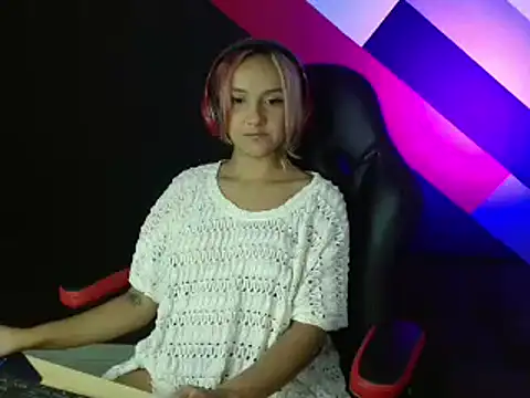 Snapshot of Alterego1__ chatting on 01-10-25, 09:10 Alterego1 online show from 01-10-25, 09:10