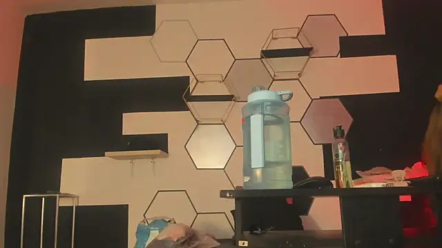 Snapshot of haileycat chatting on 01-22-25, 01:10 haileycat online show from 01-22-25, 01:10