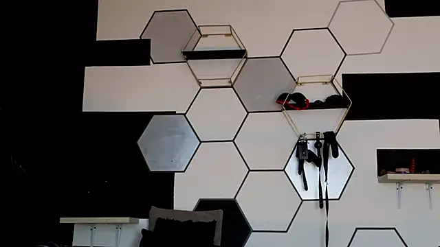 Snapshot of haileycat chatting on 02-18-25, 04:26 haileycat online show from 02-18-25, 04:26