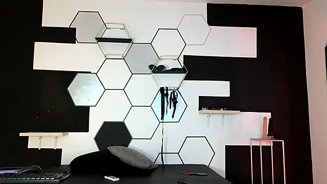 Snapshot of haileycat chatting on 02-19-25, 03:06 haileycat online show from 02-19-25, 03:06