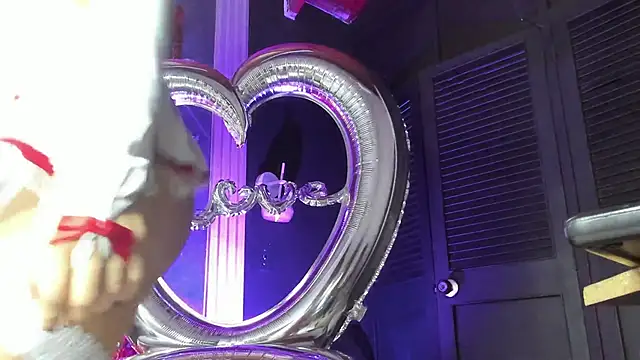 Snapshot of haileycat chatting on 02-14-26, 03:03 haileycat online show from 02-14-26, 03:03