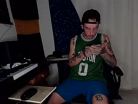 Snapshot of patrik_tattoo_ chatting on 02-03-25, 11:05 patrik tattoo online show from 02-03-25, 11:05