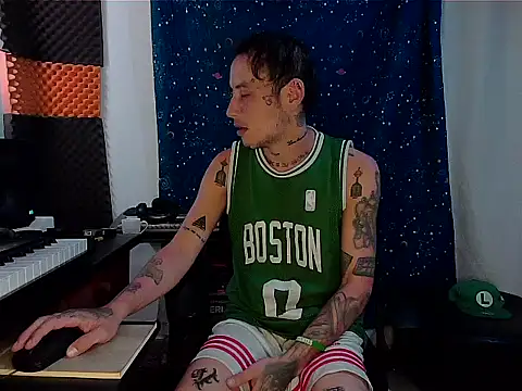 Snapshot of patrik_tattoo_ chatting on 02-06-25, 11:37 patrik tattoo online show from 02-06-25, 11:37