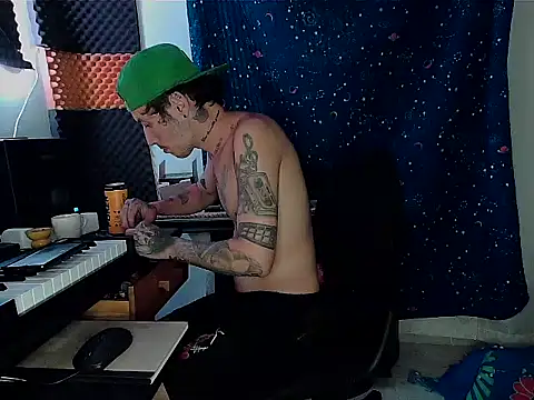 Snapshot of patrik_tattoo_ chatting on 03-03-25, 04:03 patrik tattoo online show from 03-03-25, 04:03