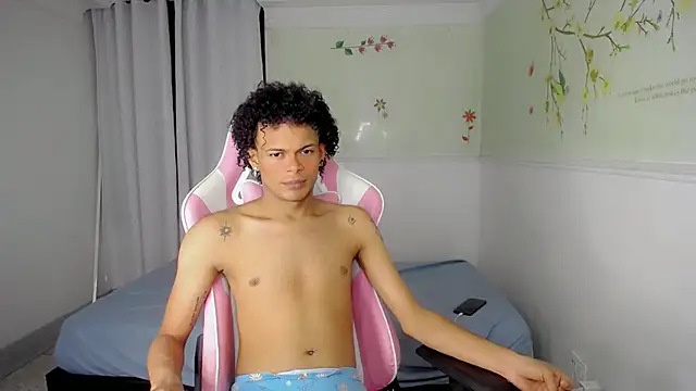 Snapshot of rose_Skinny_ chatting on 12-16-25, 09:53 rose Skinny online show from 12-16-25, 09:53