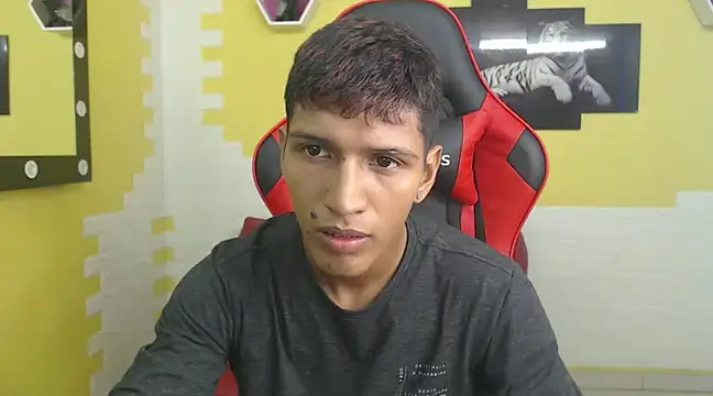 mau elixxx online show from 12-19-24, 02:01