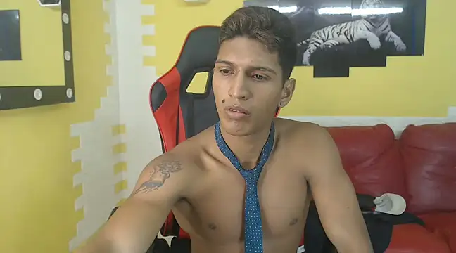 mau elixxx online show from 12-22-24, 03:11