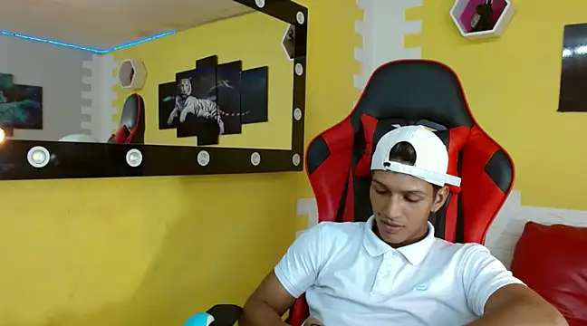 mau elixxx online show from 01-17-25, 03:23