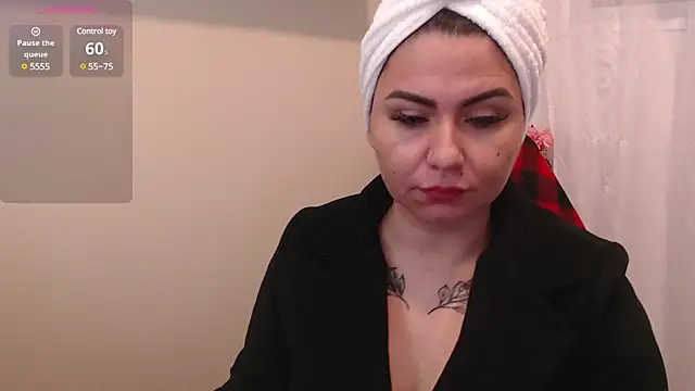 Snapshot of Genesisgems11_ chatting on 01-18-25, 03:42 Genesisgems11 online show from 01-18-25, 03:42