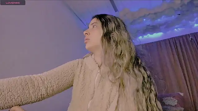 Lauu G online show from 03-01-25, 03:21