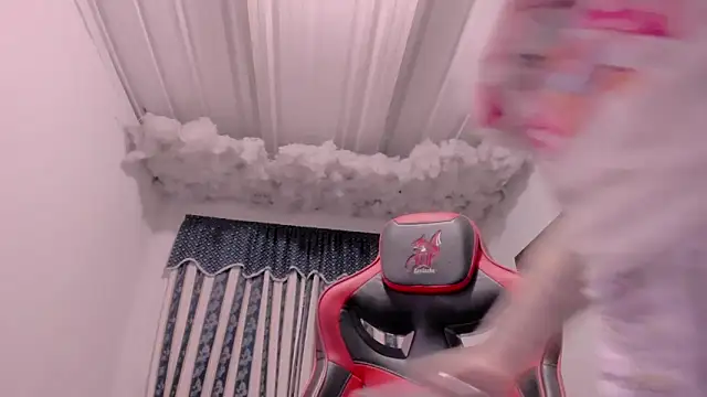 Lauu G online show from 09-15-25, 09:20