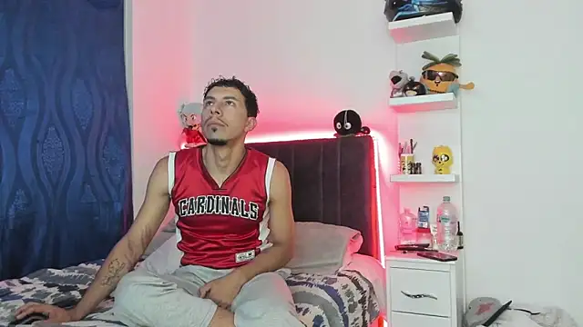 Snapshot of _tatho_perovich_ chatting on 02-09-25, 01:00 tatho perovich online show from 02-09-25, 01:00