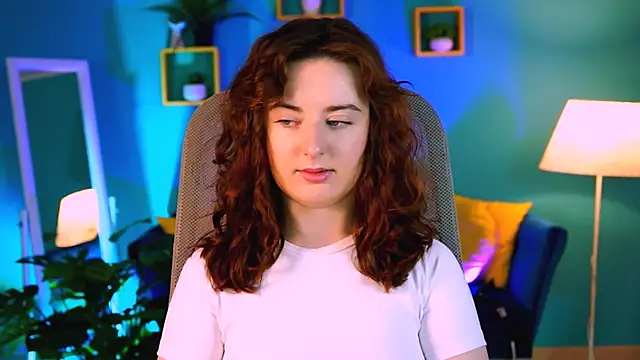 AnnTerry  online show from 11-16-25, 08:42