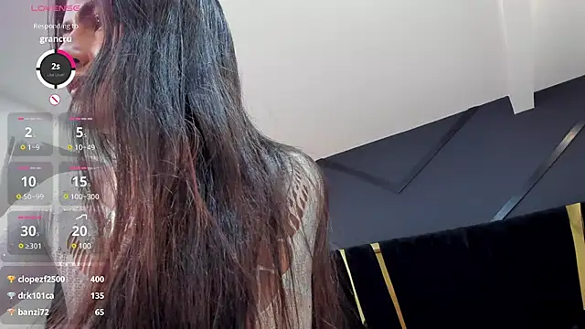 emilie xx  online show from 03-21-25, 11:23