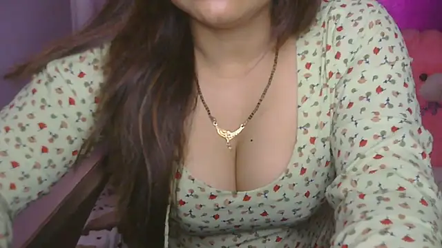 Snapshot of cutie-taara chatting on 05-23-26, 04:07 cutie-taara online show from 05-23-26, 04:07