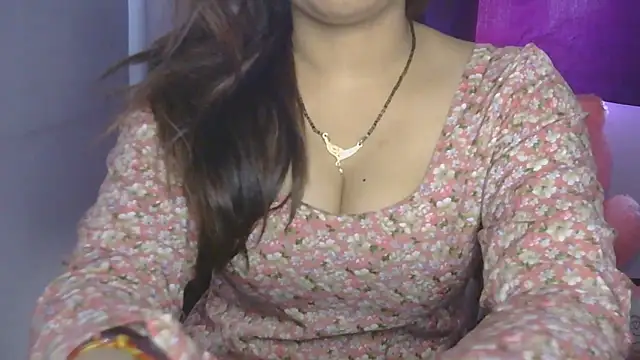Snapshot of cutie-taara chatting on 05-27-26, 03:14 cutie-taara online show from 05-27-26, 03:14