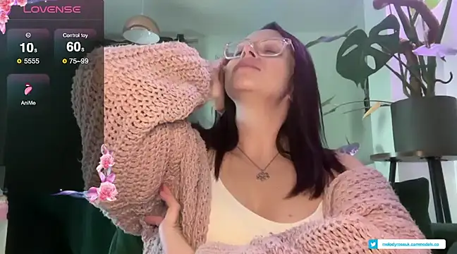 Snapshot of MelodyRoseUk chatting on 02-16-25, 12:08 MelodyRoseUk online show from 02-16-25, 12:08