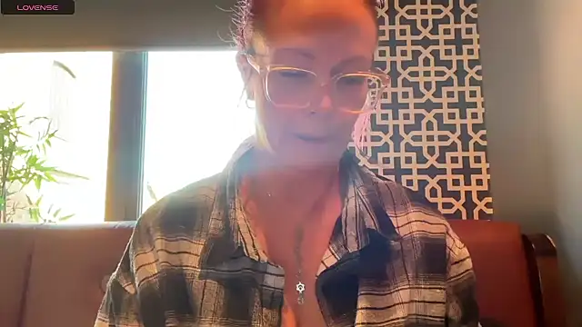 Snapshot of MelodyRoseUk chatting on 10-28-25, 11:58 MelodyRoseUk online show from 10-28-25, 11:58