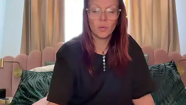 MelodyRoseUk online show from 03-04-26, 10:43