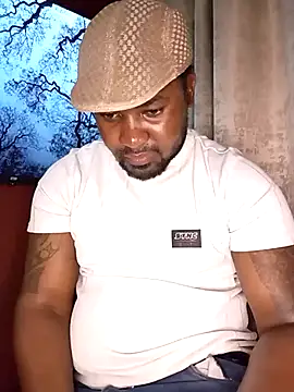 Snapshot of Champs303@xh chatting on 10-29-25, 08:54 Champs303xh online show from 10-29-25, 08:54