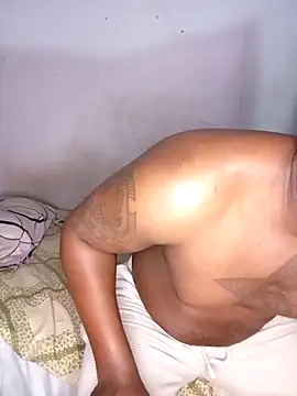 Snapshot of Champs303@xh chatting on 11-04-25, 07:46 Champs303xh online show from 11-04-25, 07:46