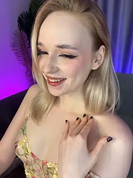 Snapshot of Eva_Millss chatting on 02-07-25, 01:32 Eva Millss online show from 02-07-25, 01:32