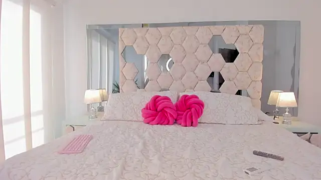 Snapshot of kimberly_ chatting on 01-17-25, 08:22 kimberly online show from 01-17-25, 08:22