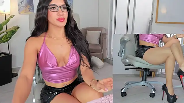 Snapshot of kimberly_ chatting on 02-20-25, 09:42 kimberly online show from 02-20-25, 09:42