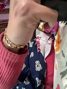 Miss-Kamini online show from 01-24-25, 03:43