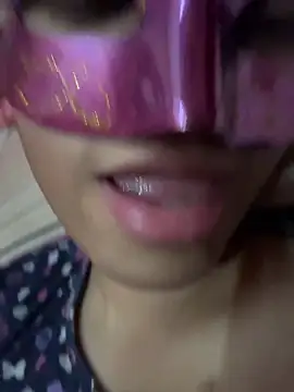 Miss-Kamini online show from 03-21-25, 01:34