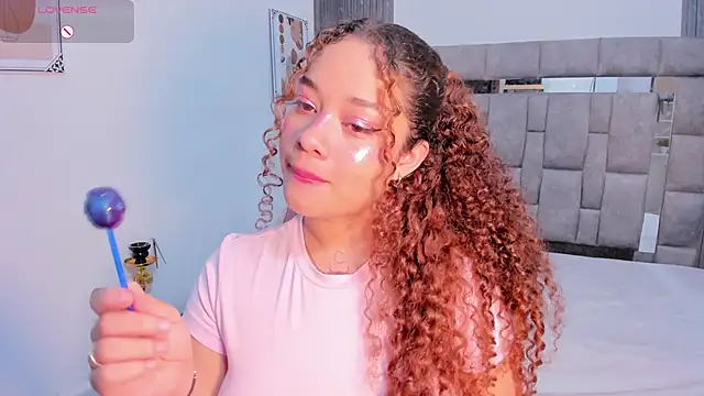 zulyjones online show from 11-05-25, 02:17