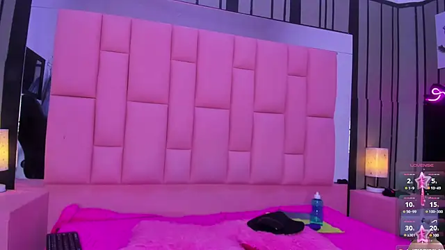 Brithanyslim online show from 12-21-24, 11:02