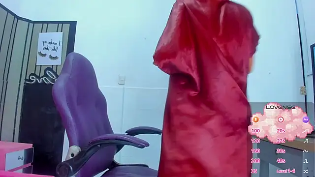 Brithanyslim online show from 02-11-25, 01:31