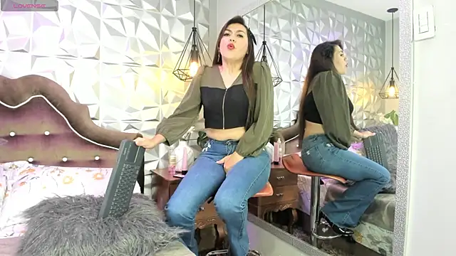 SusanSlim online show from 01-17-26, 01:05