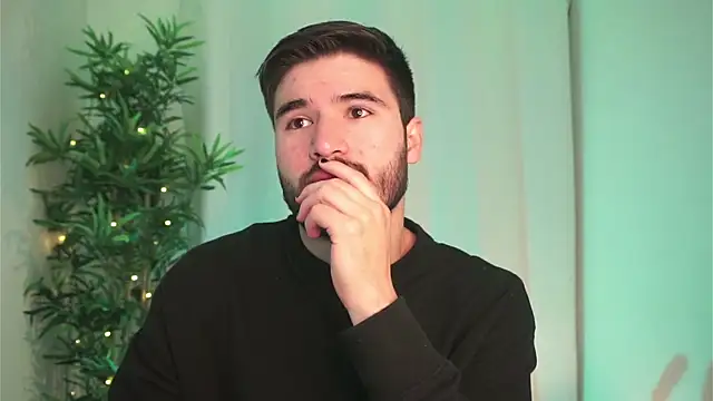 Snapshot of Tony_Wylie chatting on 11-07-25, 09:53 Tony Wylie online show from 11-07-25, 09:53