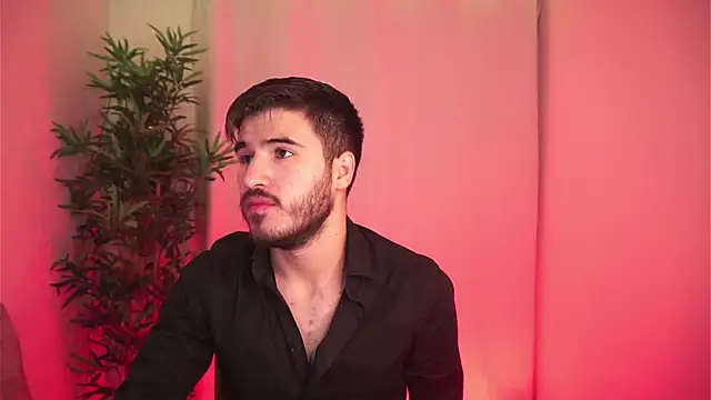 Snapshot of Tony_Wylie chatting on 11-08-25, 10:48 Tony Wylie online show from 11-08-25, 10:48