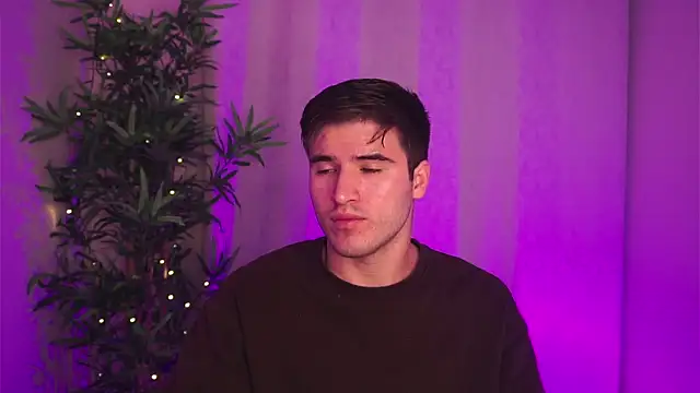 Snapshot of Tony_Wylie chatting on 11-11-25, 09:20 Tony Wylie online show from 11-11-25, 09:20