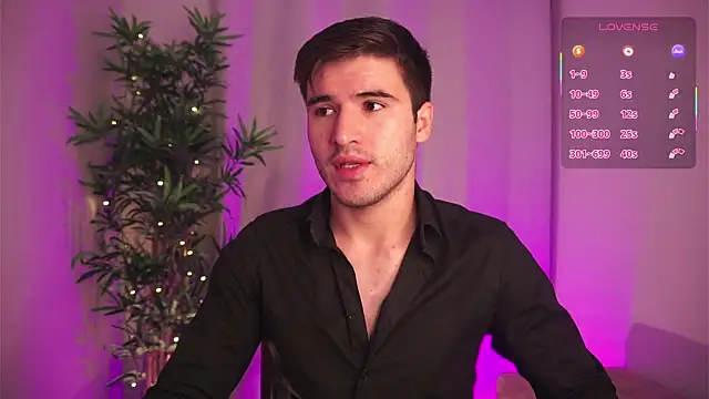 Snapshot of Tony_Wylie chatting on 11-14-25, 09:52 Tony Wylie online show from 11-14-25, 09:52