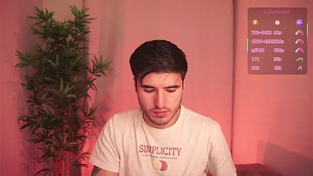 Snapshot of Tony_Wylie chatting on 11-18-25, 09:58 Tony Wylie online show from 11-18-25, 09:58