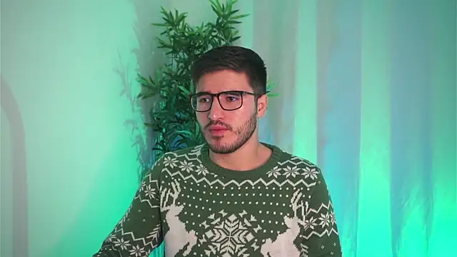 Snapshot of Tony_Wylie chatting on 12-02-25, 11:04 Tony Wylie online show from 12-02-25, 11:04