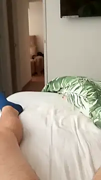 Tony Wylie online show from 02-27-26, 04:07