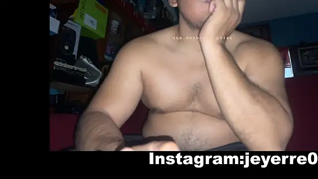 Snapshot of YoElMasHot chatting on 02-04-26, 04:51 YoElMasHot online show from 02-04-26, 04:51