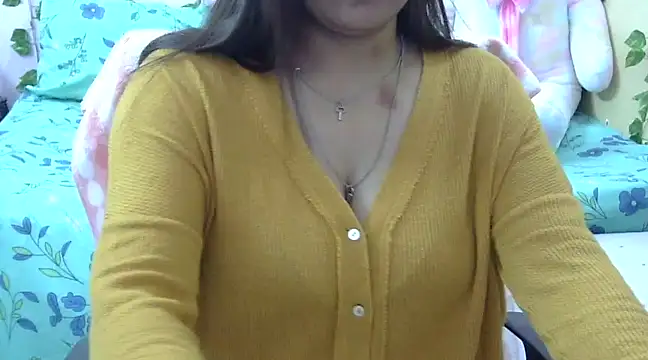 Snapshot of Bold_Pooja chatting on 03-15-25, 04:57 Bold Pooja online show from 03-15-25, 04:57