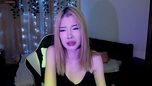 Velvetsky 1 online show from 02-05-25, 08:57